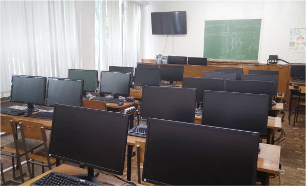 Компьютерный класс для тренировки внутреннего экзамена